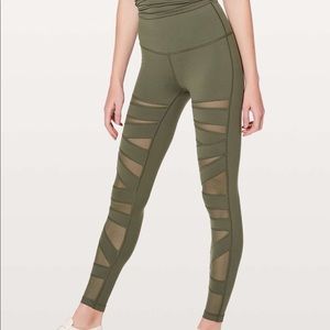 LULULEMON Mesh Leggings Size 2